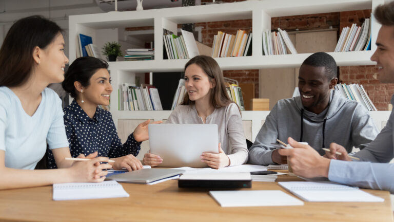 LA 497 Special Topics Class Offers Students Research Experience
