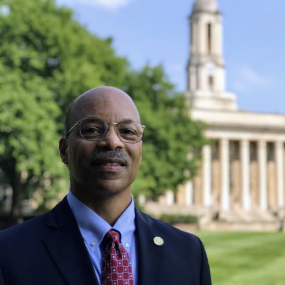 Dr. Tom C. Hogan