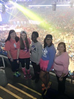 LER Students Team Up with Faculty and Alumni for THON Success